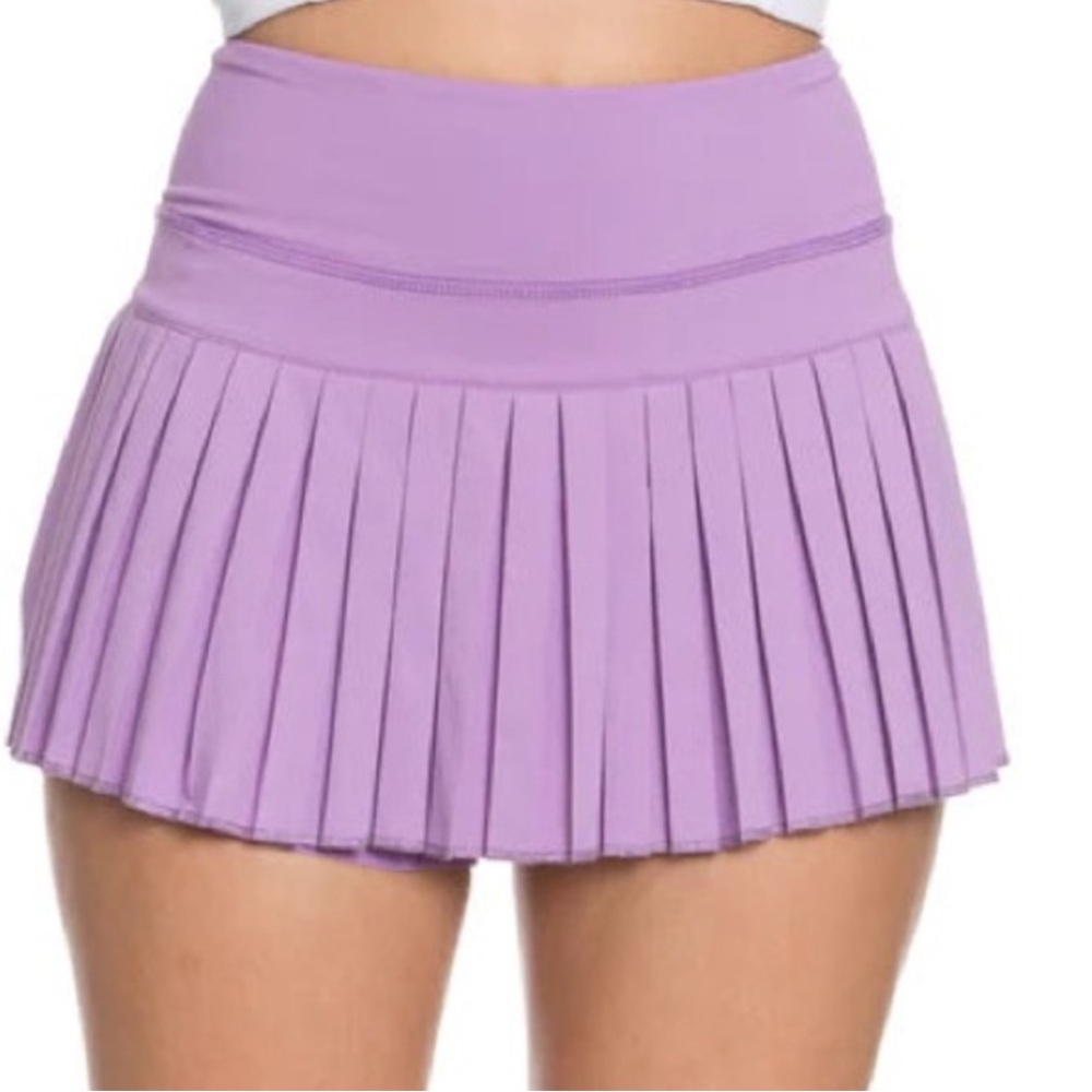 Gold Hinge Pleated Tennis Skirt